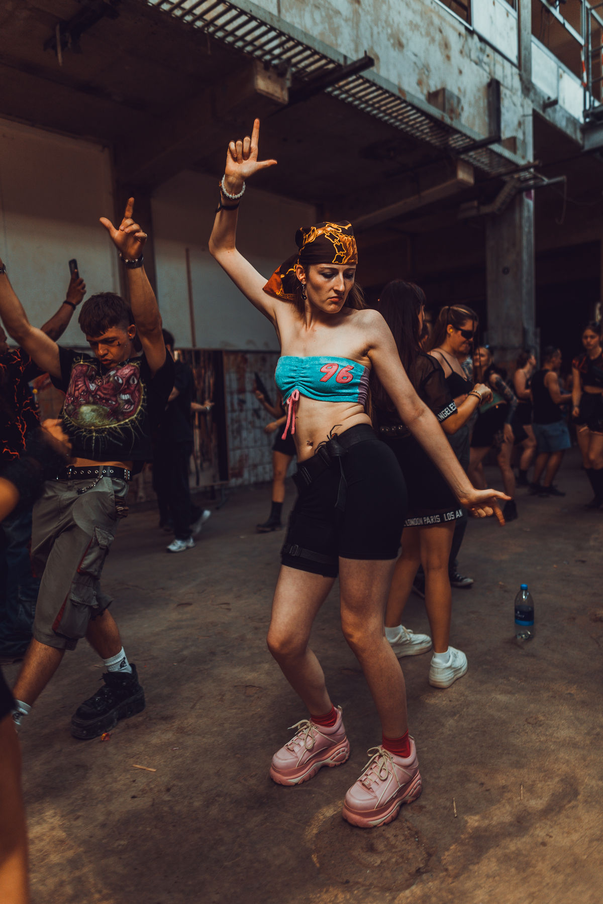 Loading... just a sec